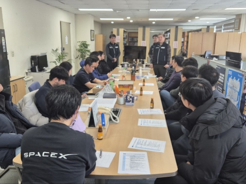 출마후보 유세사진(2/17 11:00~, 항우연지부, )